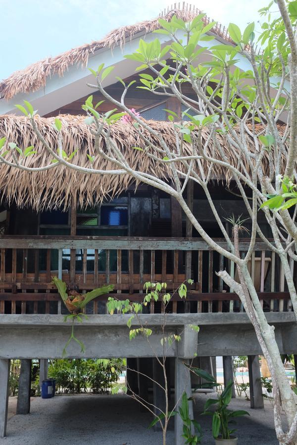 Panji Panji Tropical Wooden Home Pantai Cenang  Eksteriør billede