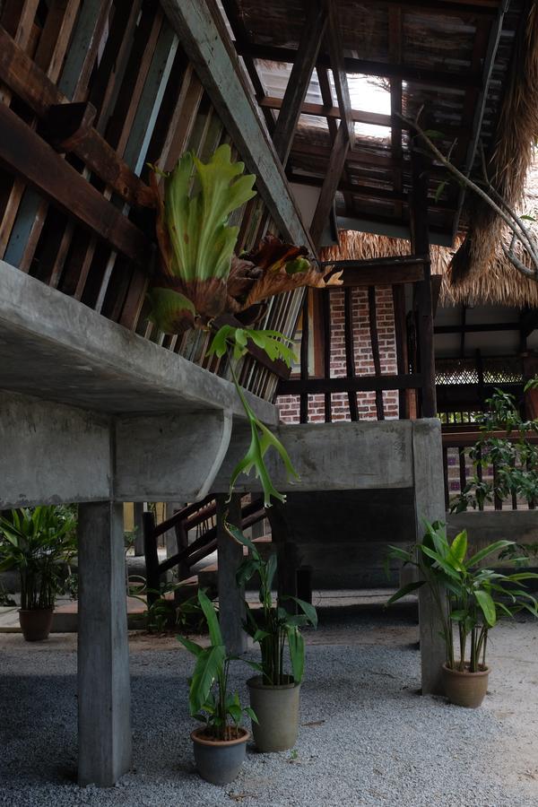 Panji Panji Tropical Wooden Home Pantai Cenang  Eksteriør billede